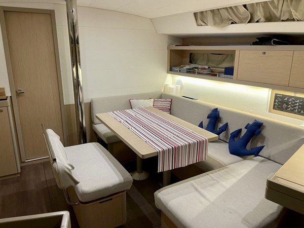 2016 BENETEAU OCEANIS 45