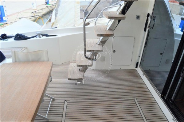 2010 PRESTIGE 60 FLY