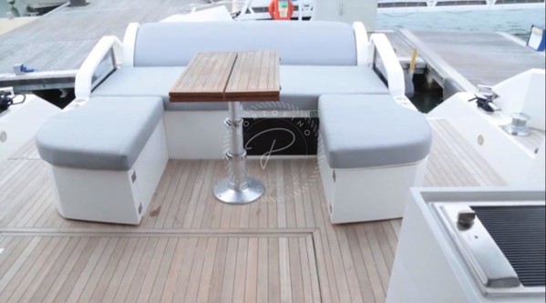 2012 FAIRLINE TARGA 50 GT