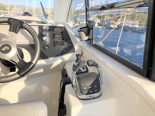 2013 BENETEAU GT 34 FLYER