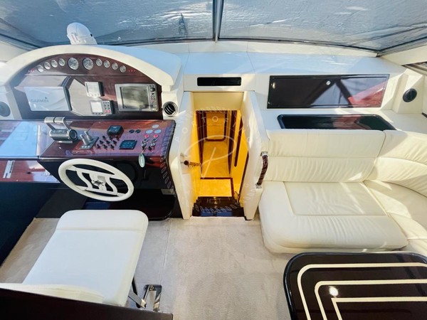 2003/2020 FERRETTI YACHTS 680
