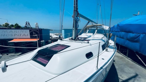2009 HANSE 370 E 
