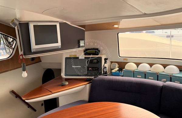 2002 FOUNTAINE PAJOT BELIZE 43