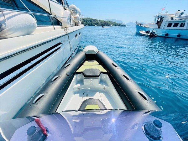2020 GRAND DRIVE 600 LUX
