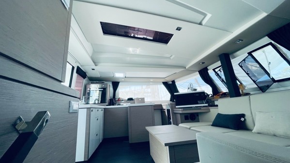 2023 FOUNTAINE PAJOT ASTREA 42 