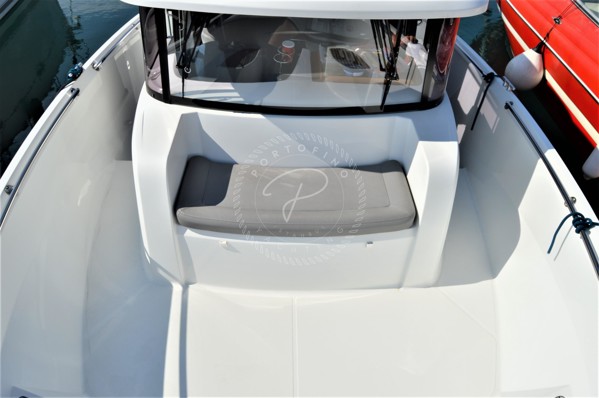 2014 BENETEAU BARRACUDA 9