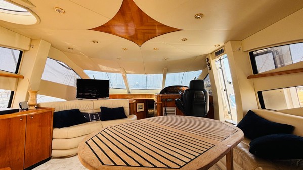 2000 SUNSEEKER MANHATTAN 64