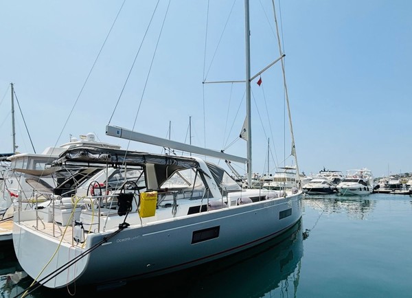 2024 BENETEAU OCEANIS 54