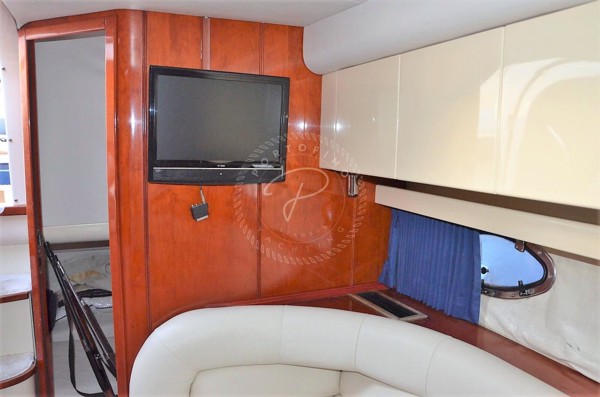 1999 FAIRLINE TARGA 37