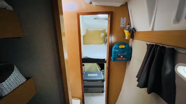 2013 FOUNTAINE PAJOT MAHE 36 EVOLUTION