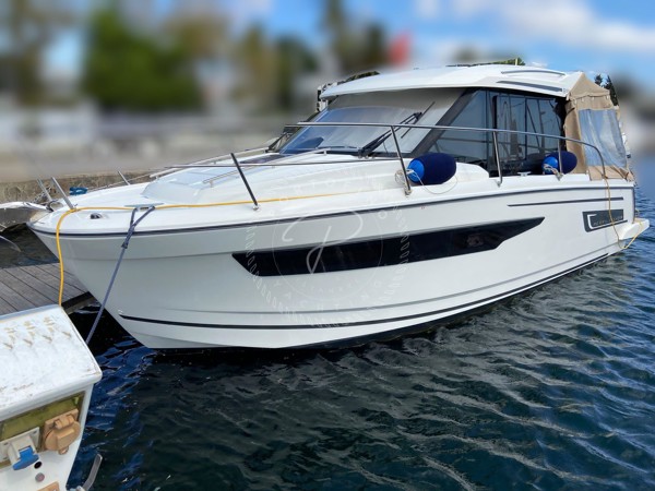 2017 JEANNEAU MERRY FISHER 895