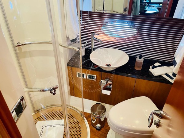 2007 SUNSEEKER MANHATTAN 60