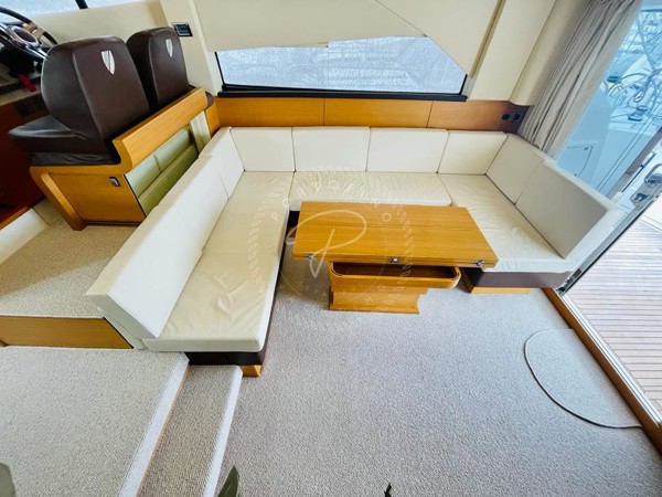 2009 FAIRLINE PHANTOM 48