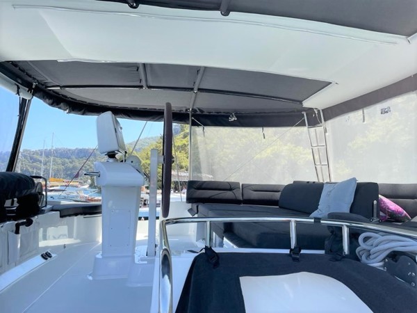 2021 LAGOON 52 F