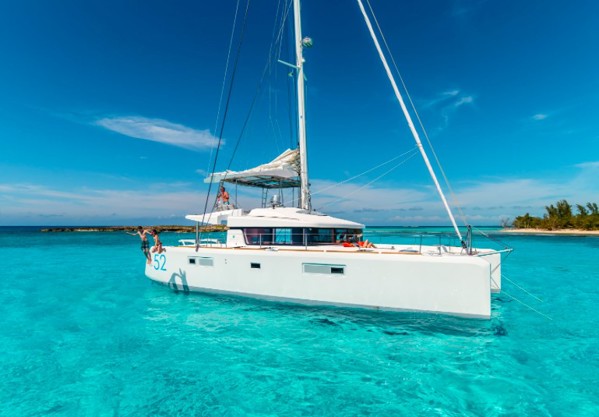 2021 LAGOON 52 F