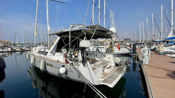 2015 BENETEAU OCEANIS 45
