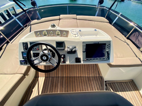 2009 PRESTIGE 50