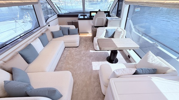 2025 AZIMUT MAGELLANO 60