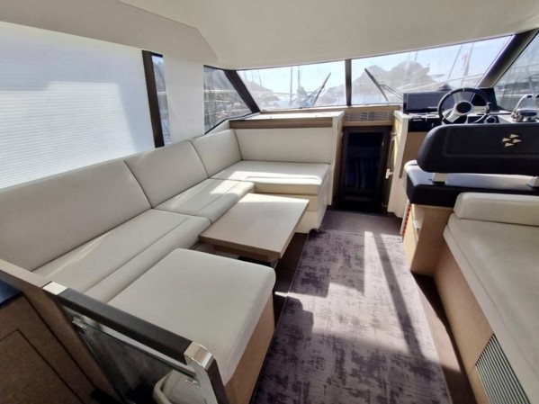 2021 PRESTIGE 420 FLY