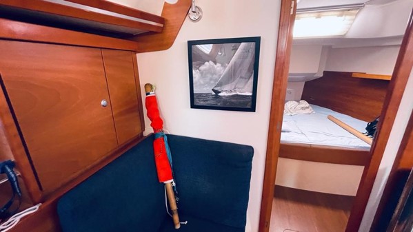 2009 HANSE 370 E 