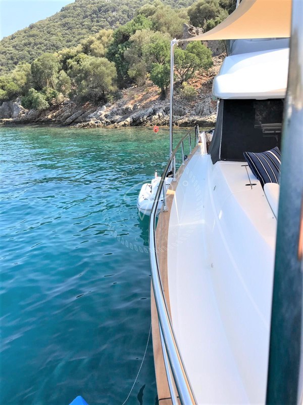 2015 AZIMUT MAGELLANO 53