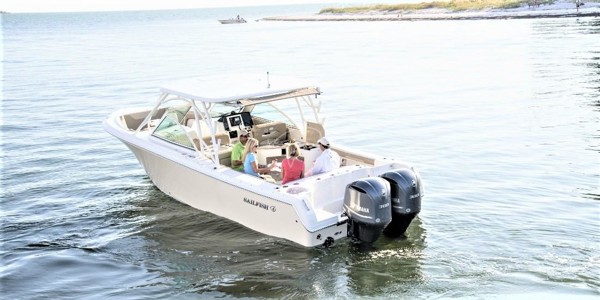 2016 SAILFISH 325 DC
