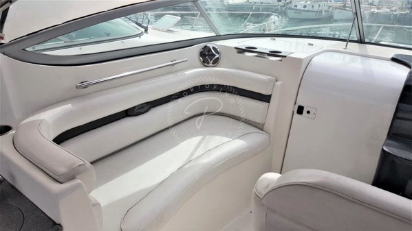 2011 RINKER 280 EC