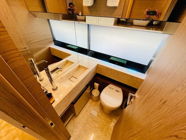 2021 FERRETTI YACHTS 920
