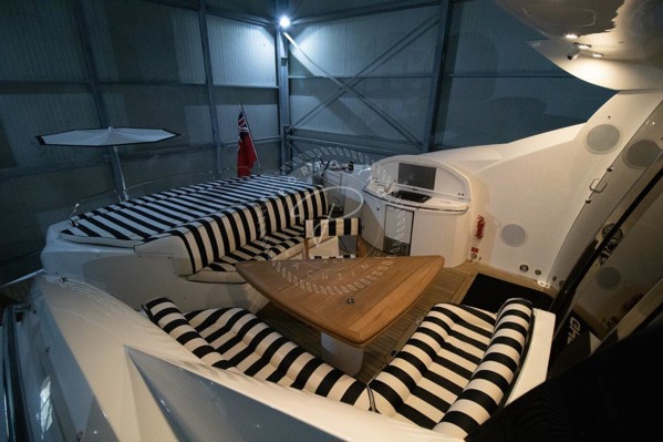 2008/2021 SUNSEEKER PREDATOR 72