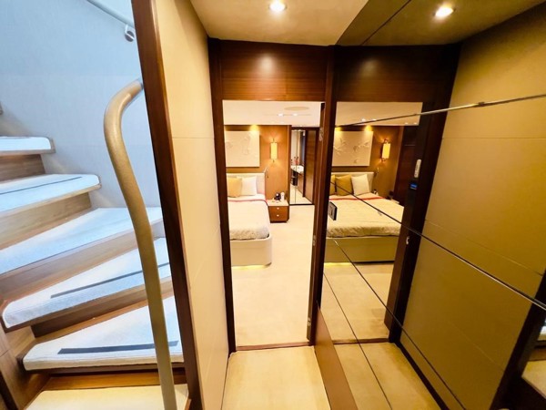 2015 PRINCESS 88