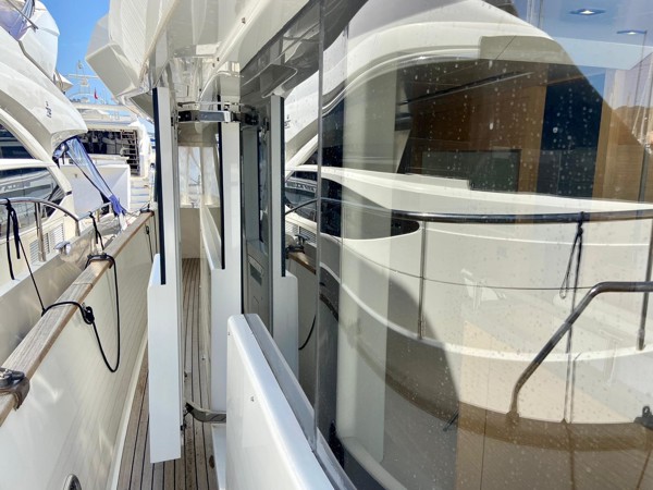 2018 SIRENA YACHTS 64