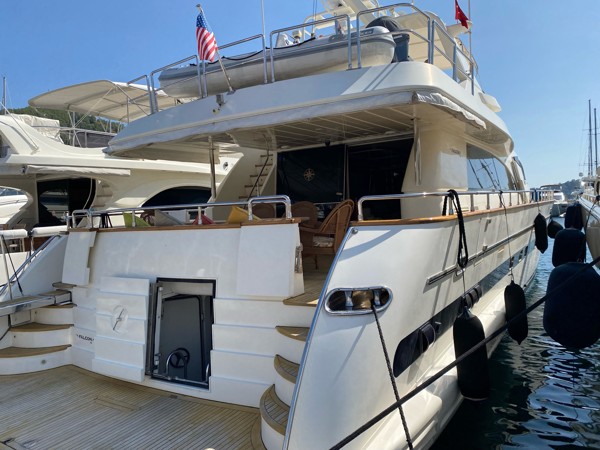 2000 FALCON 86