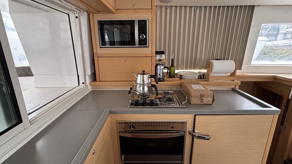 2015 LAGOON 450 F OWNER'S VERSION