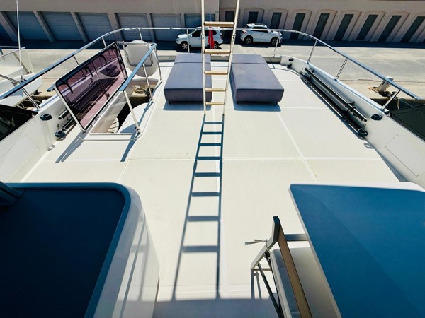 2022 FERRETTI 780