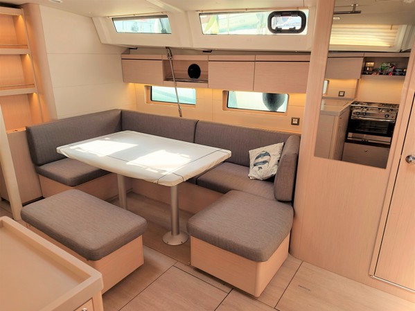 2021 BENETEAU OCEANIS 46.1 FIRST LINE