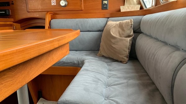 2007 NAUTICAT 331 