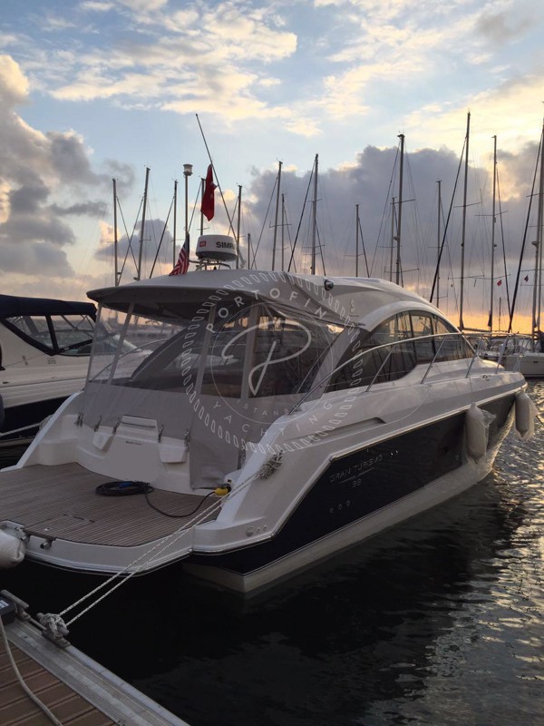 2015 BENETEAU GT 38