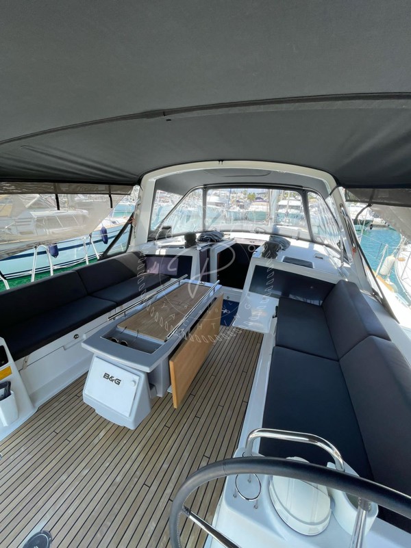 2016 BENETEAU OCEANIS 48