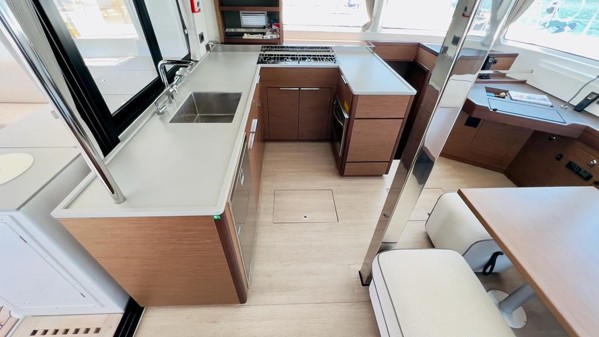 2021 LAGOON 46 OWNER’S VERSION