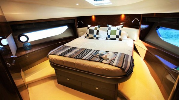 2014 PRINCESS 82