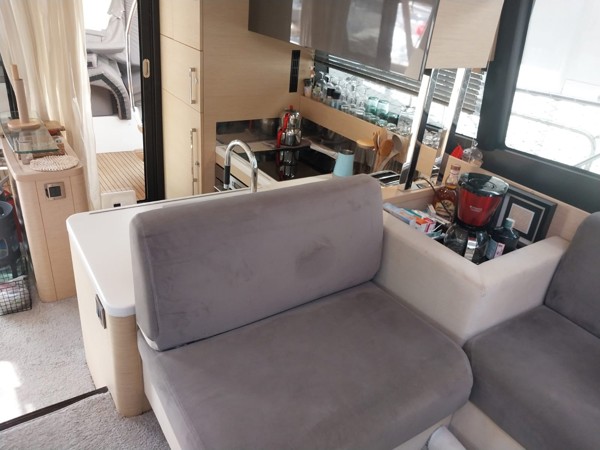 2016 PRESTIGE 500 FLY