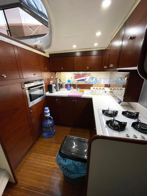 1992 PRINCESS 55
