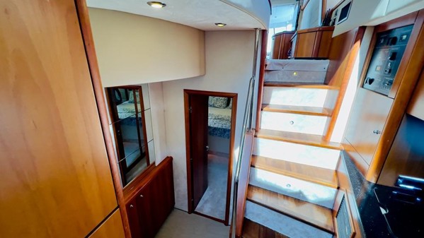 2009 SUNSEEKER MANHATTAN 60