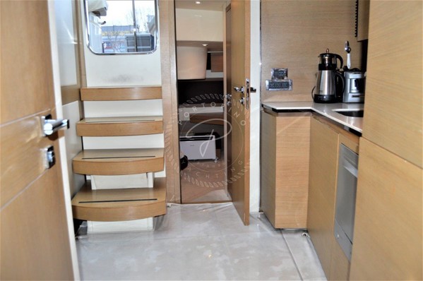 2011 ATLANTIS 50X4