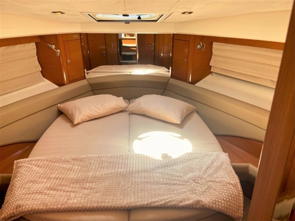 2009 PRESTIGE 50