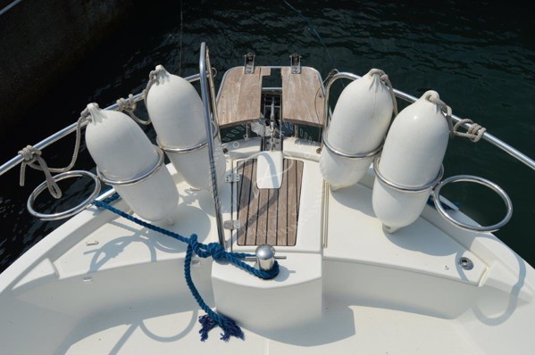 2014 JEANNEAU MF 855 MARLIN