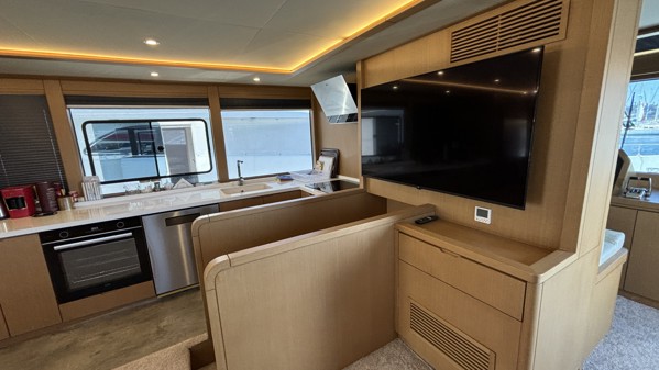 2023 CUSTOM WOODEN TRAWLER DGT 70