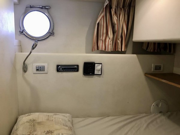 2008 AZIMUT 75 FLY