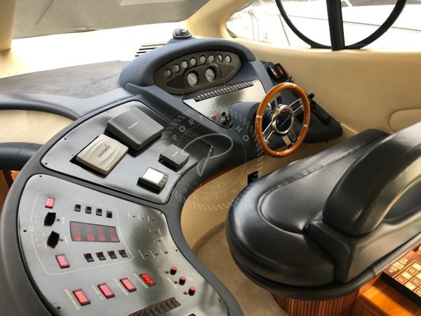 2007 AZIMUT 46 FLY