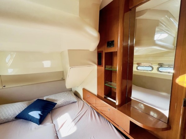 2009 SEALINE F42/5